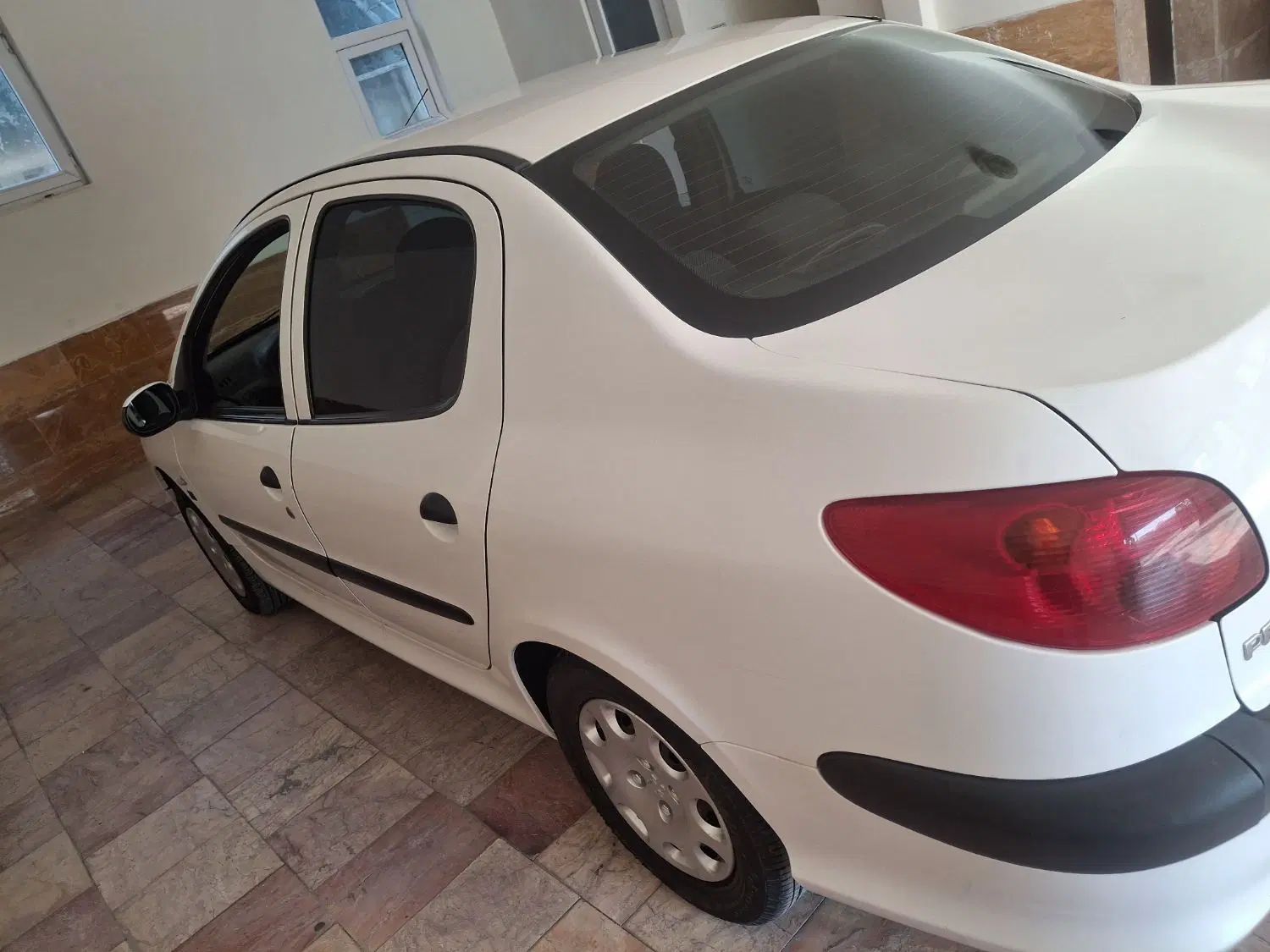 پژو ۲۰۶ صندوق دار v8 - 1391