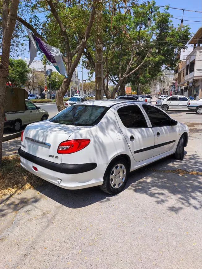 پژو ۲۰۶ صندوق دار v8 - 1390