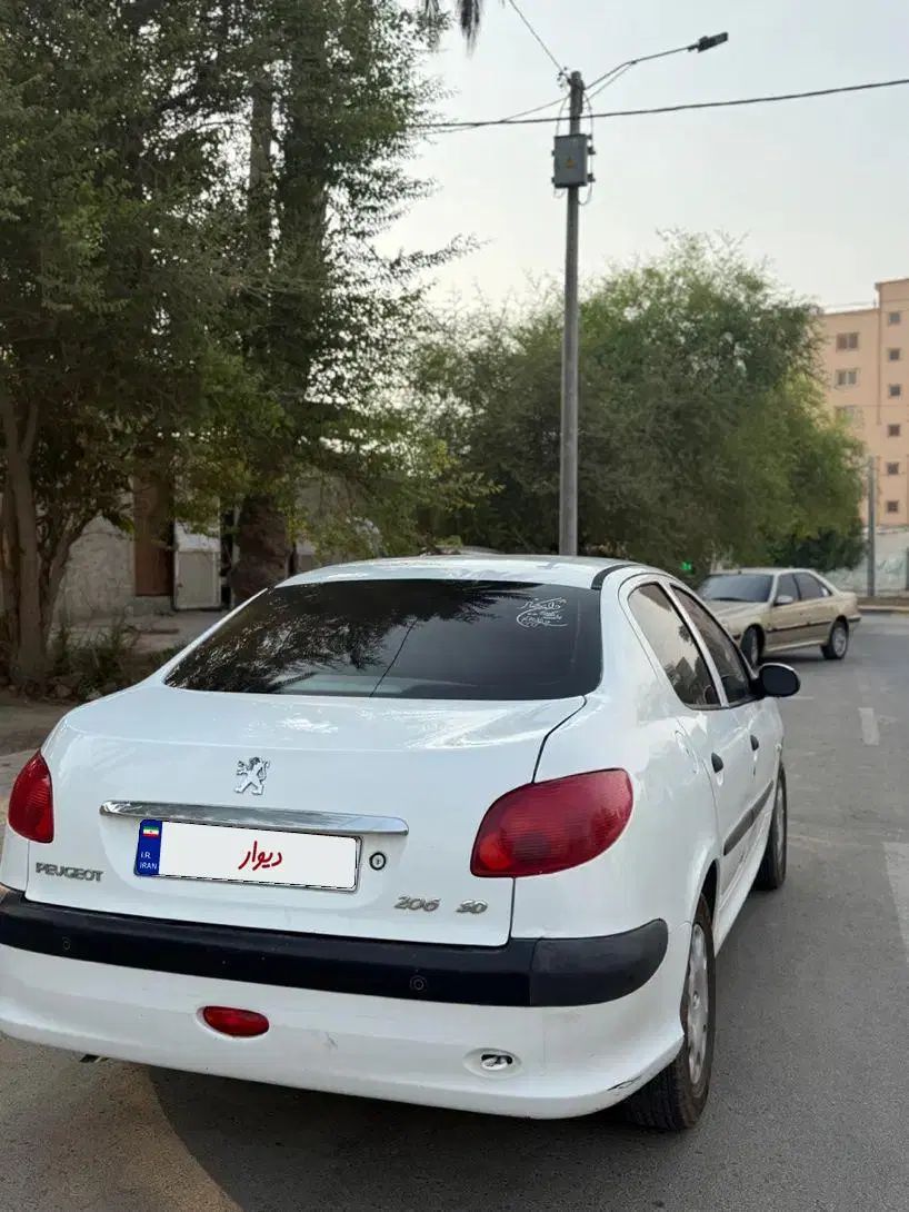 پژو ۲۰۶ صندوق دار v8 - 1397