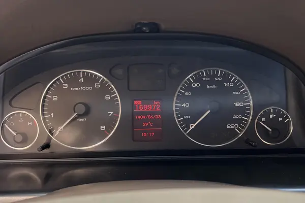 سمند LX XU7 - 1395