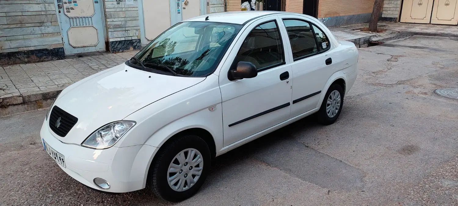 تیبا صندوق دار SX - 1401