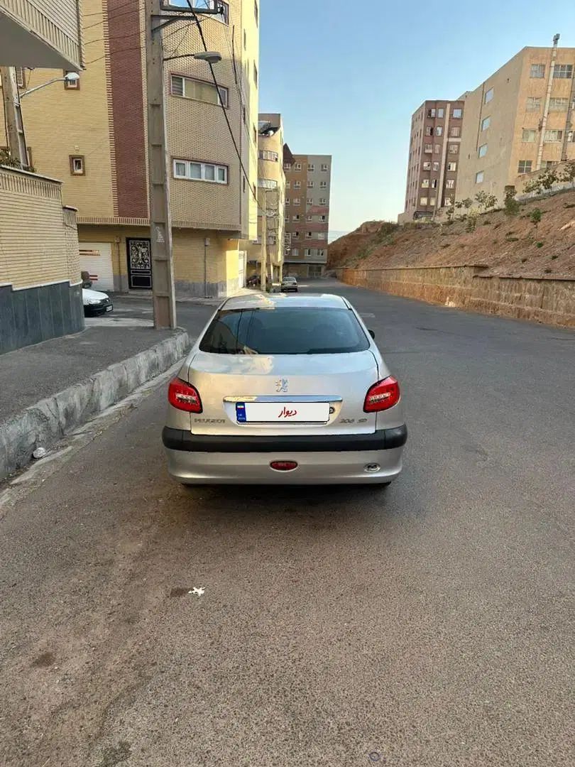 پژو ۲۰۶ صندوق دار v8 - 1386