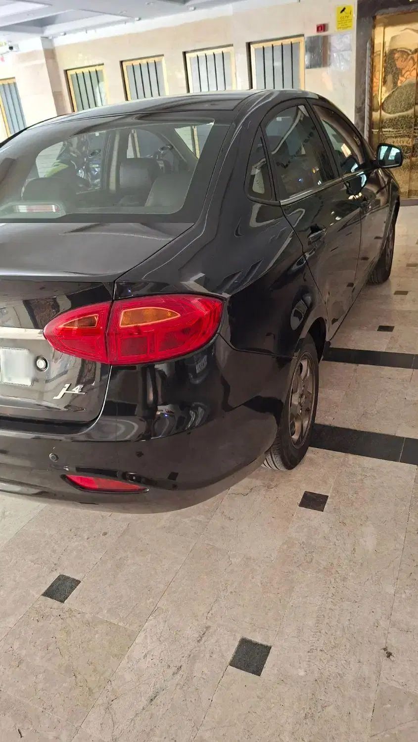 جک J4 اتوماتیک ساده - 1401