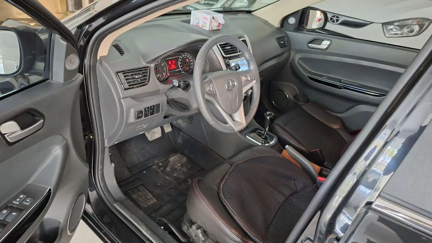 جک J4 اتوماتیک ساده - 1401