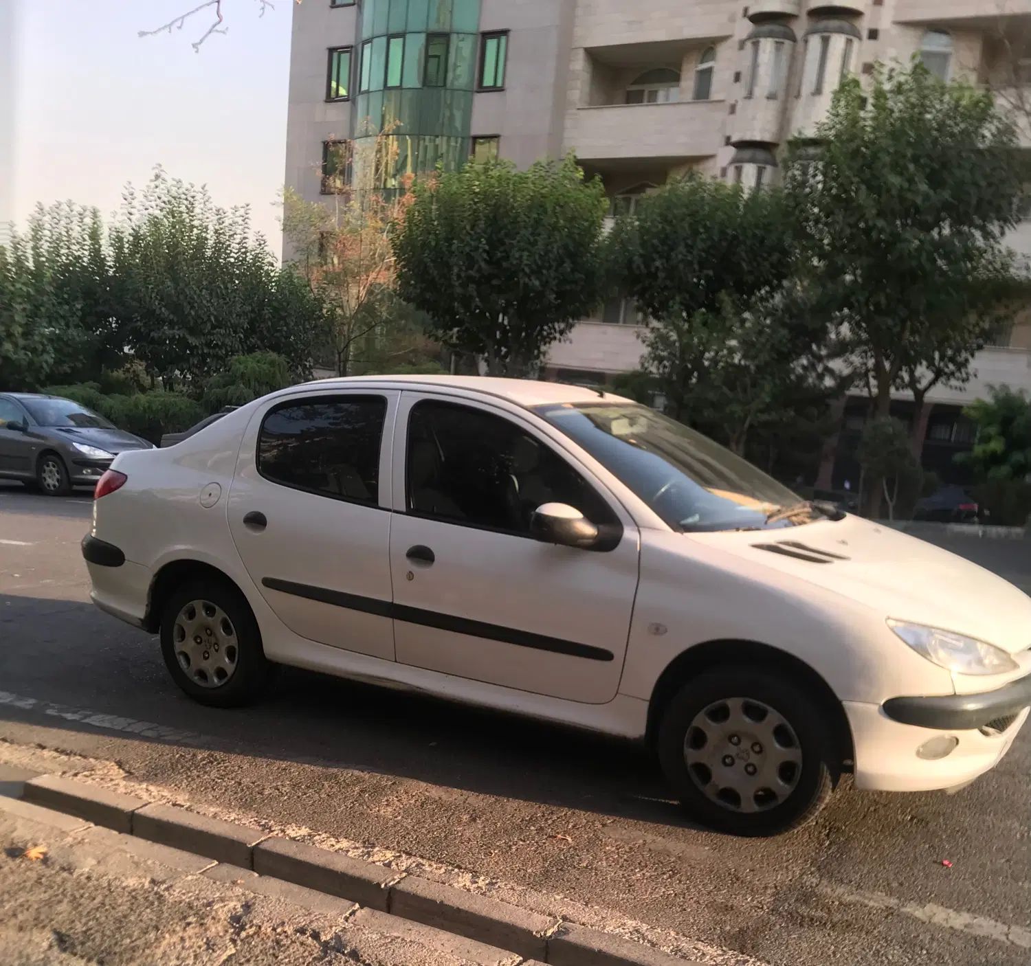 پژو ۲۰۶ صندوق دار v9 - 1391