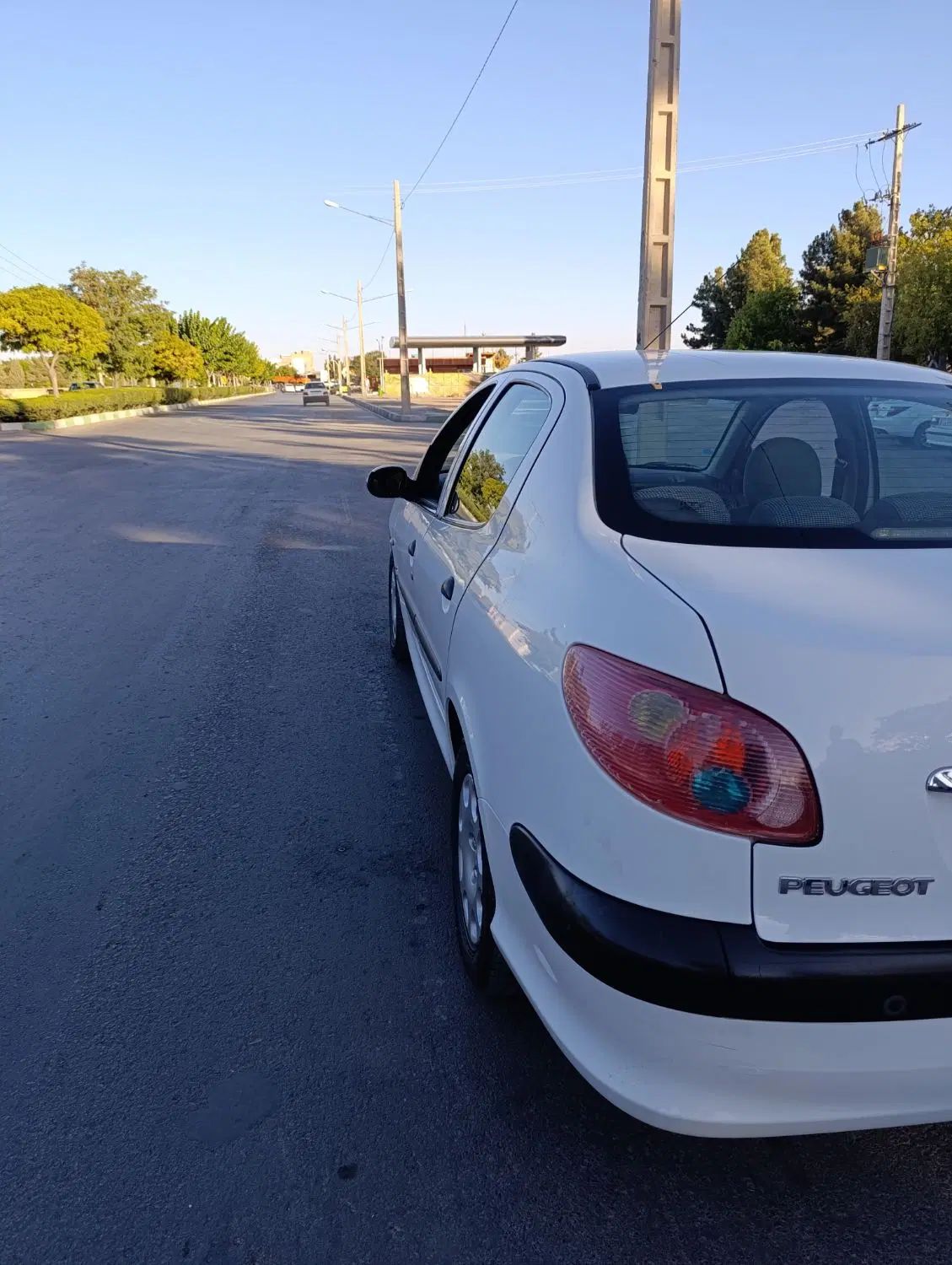 پژو ۲۰۶ صندوق دار v8 - 1396