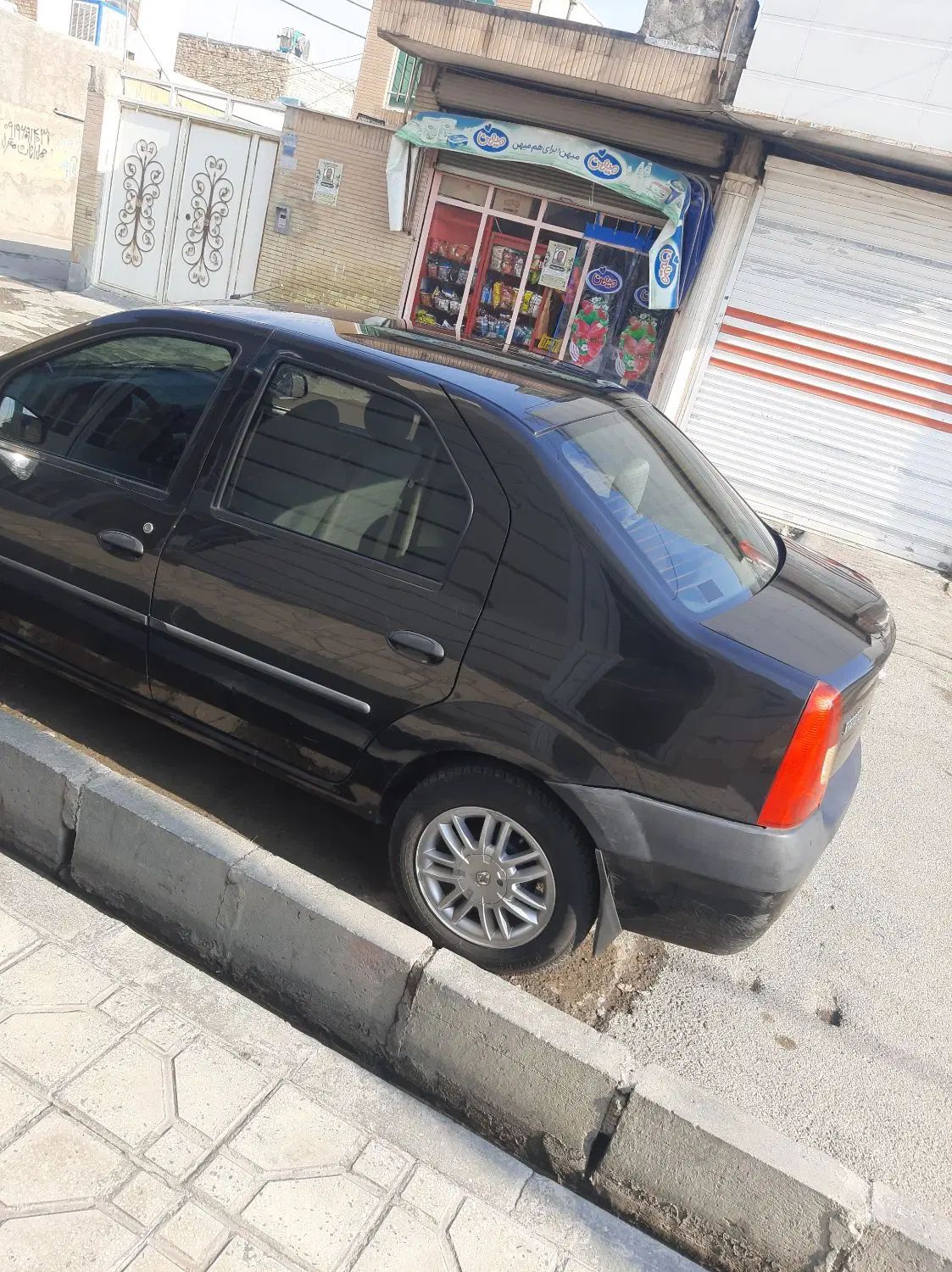 خودرو رنو، تندر 90 آگهی ann_20282856