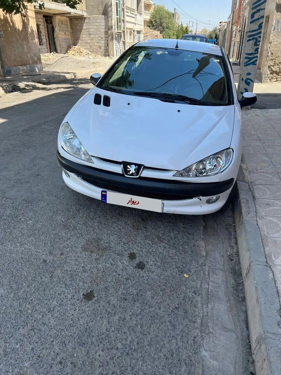 پژو ۲۰۶ صندوق دار v8 - 1396