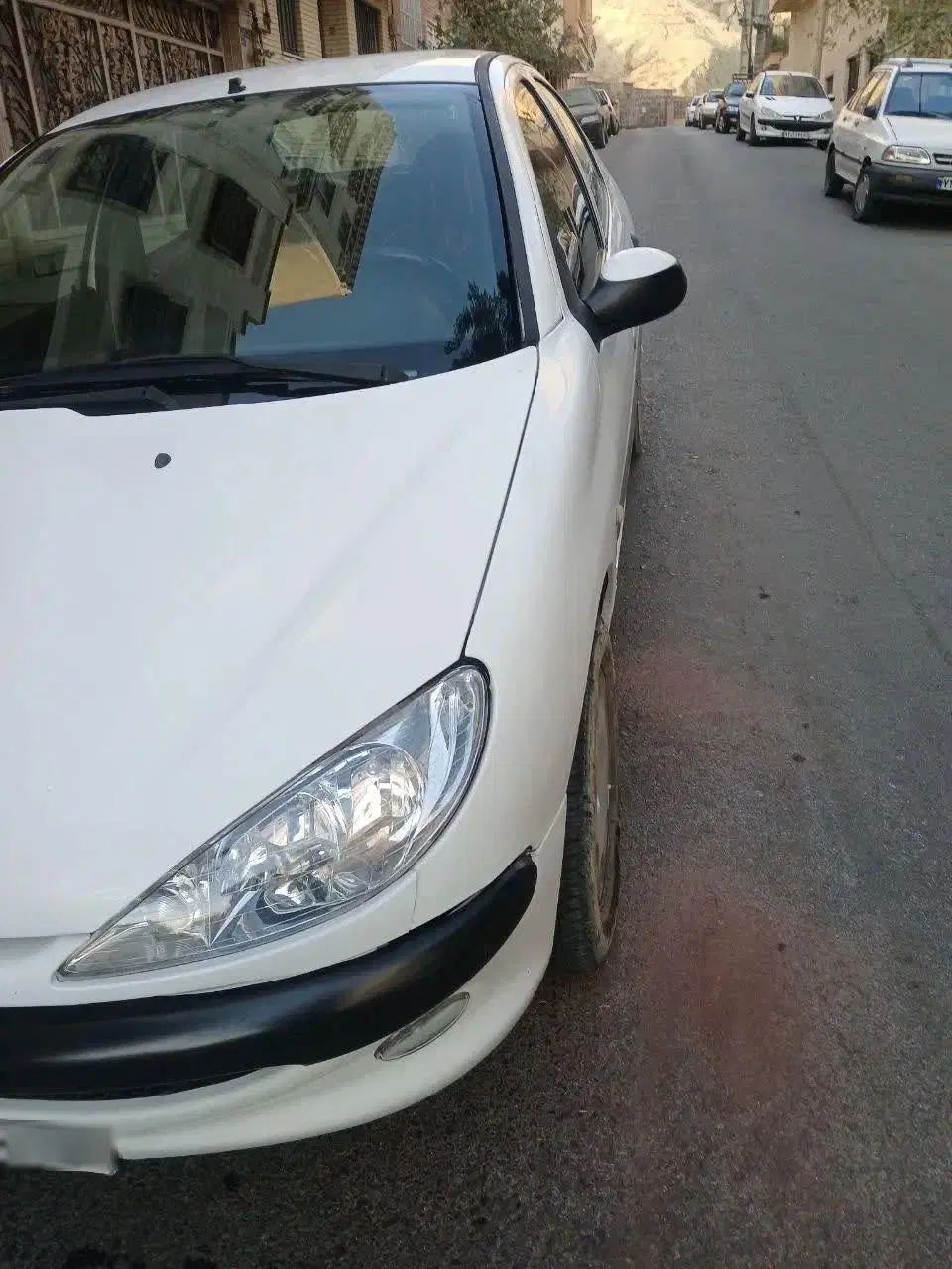 پژو ۲۰۶ صندوق دار v8 - 1397