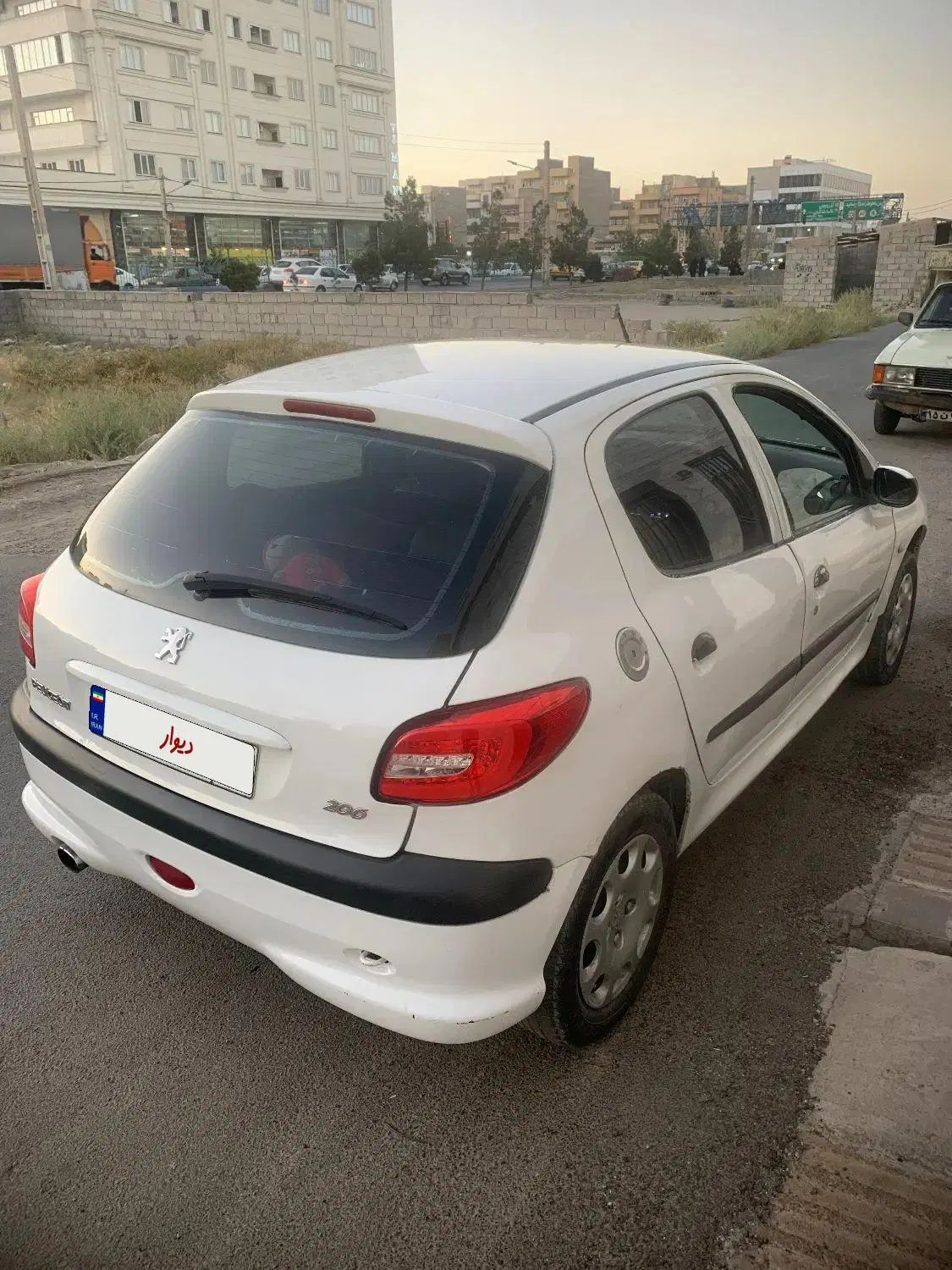 پژو 206 تیپ 2 - 1381