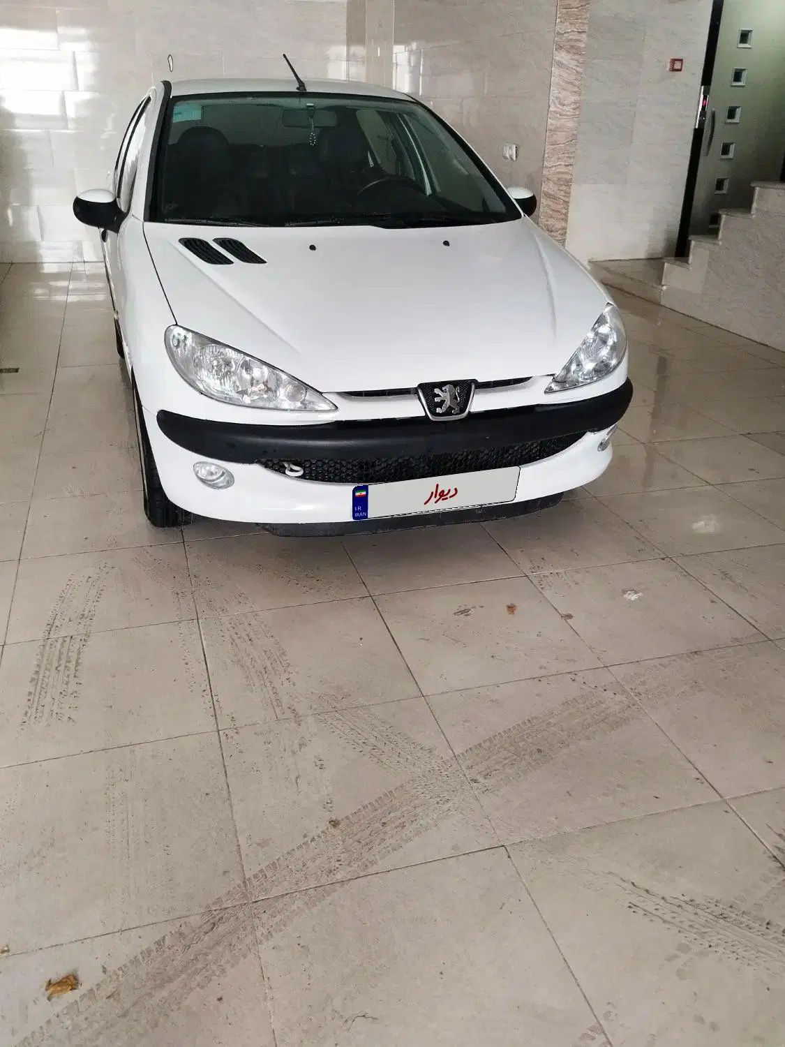 پژو ۲۰۶ صندوق دار v8 - 1394