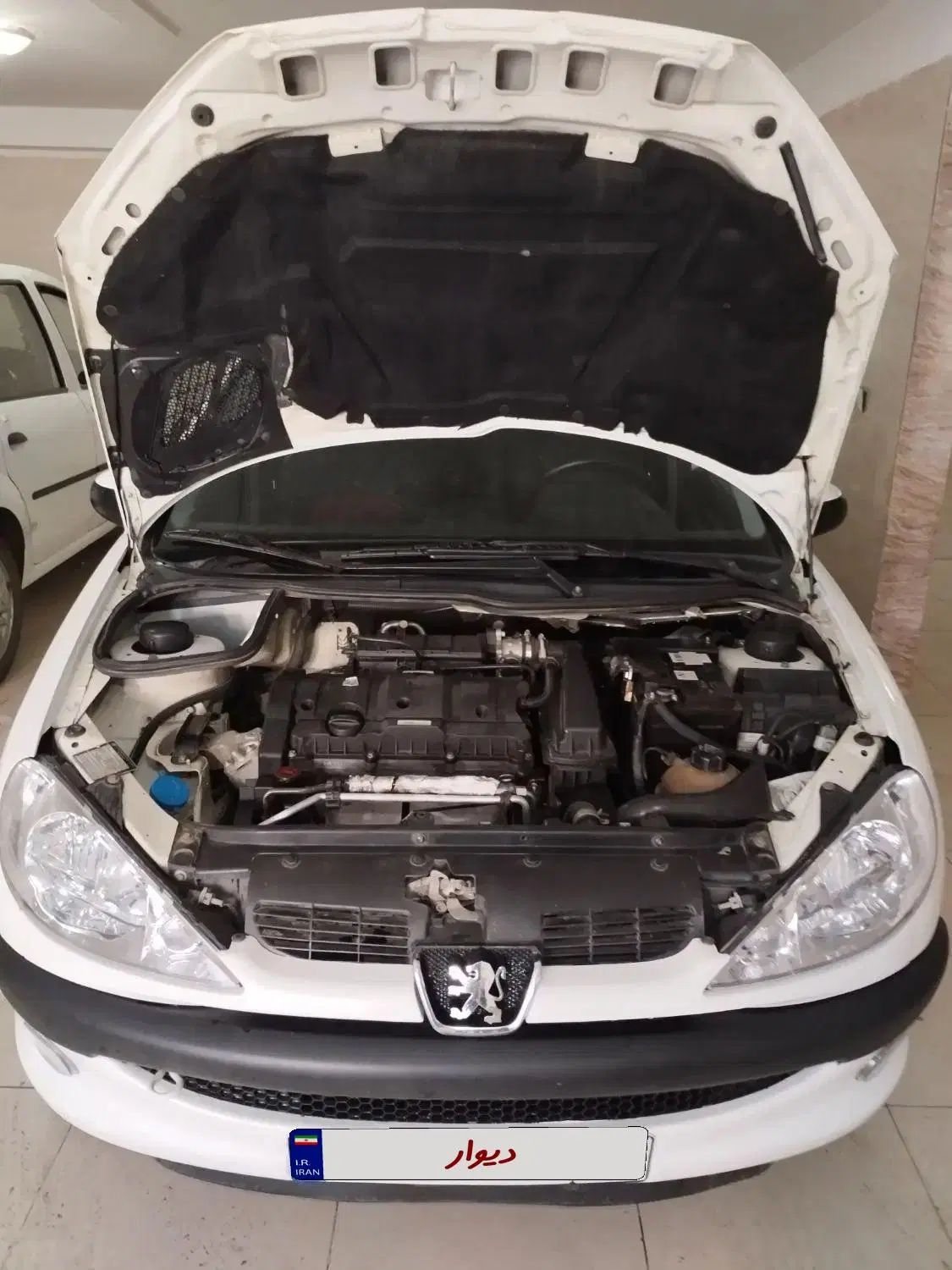 پژو ۲۰۶ صندوق دار v8 - 1394