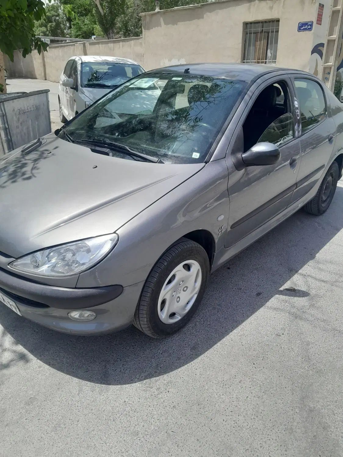 پژو ۲۰۶ صندوق دار v8 - 1390