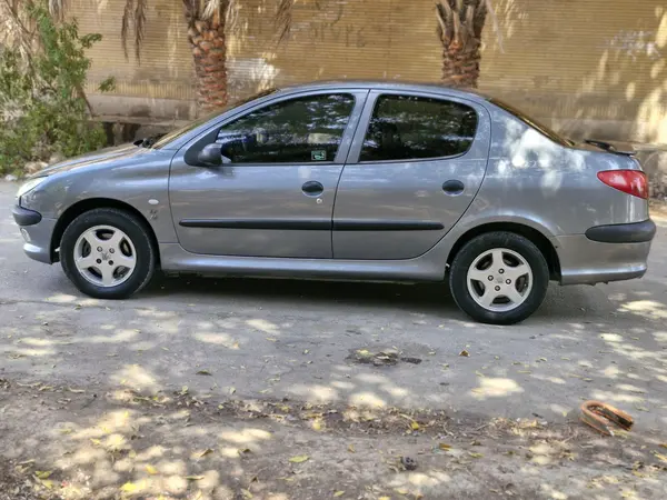پژو ۲۰۶ صندوق دار v8 - 1386
