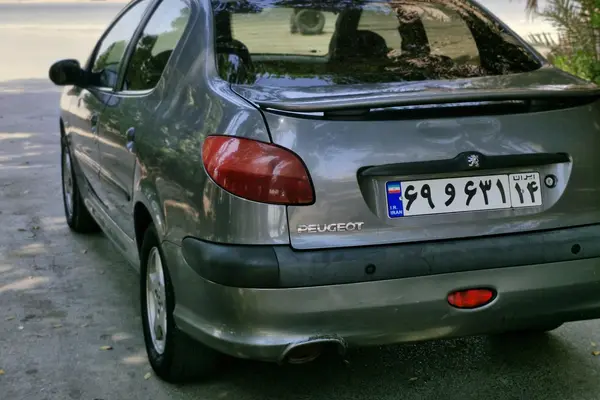 پژو ۲۰۶ صندوق دار v8 - 1386