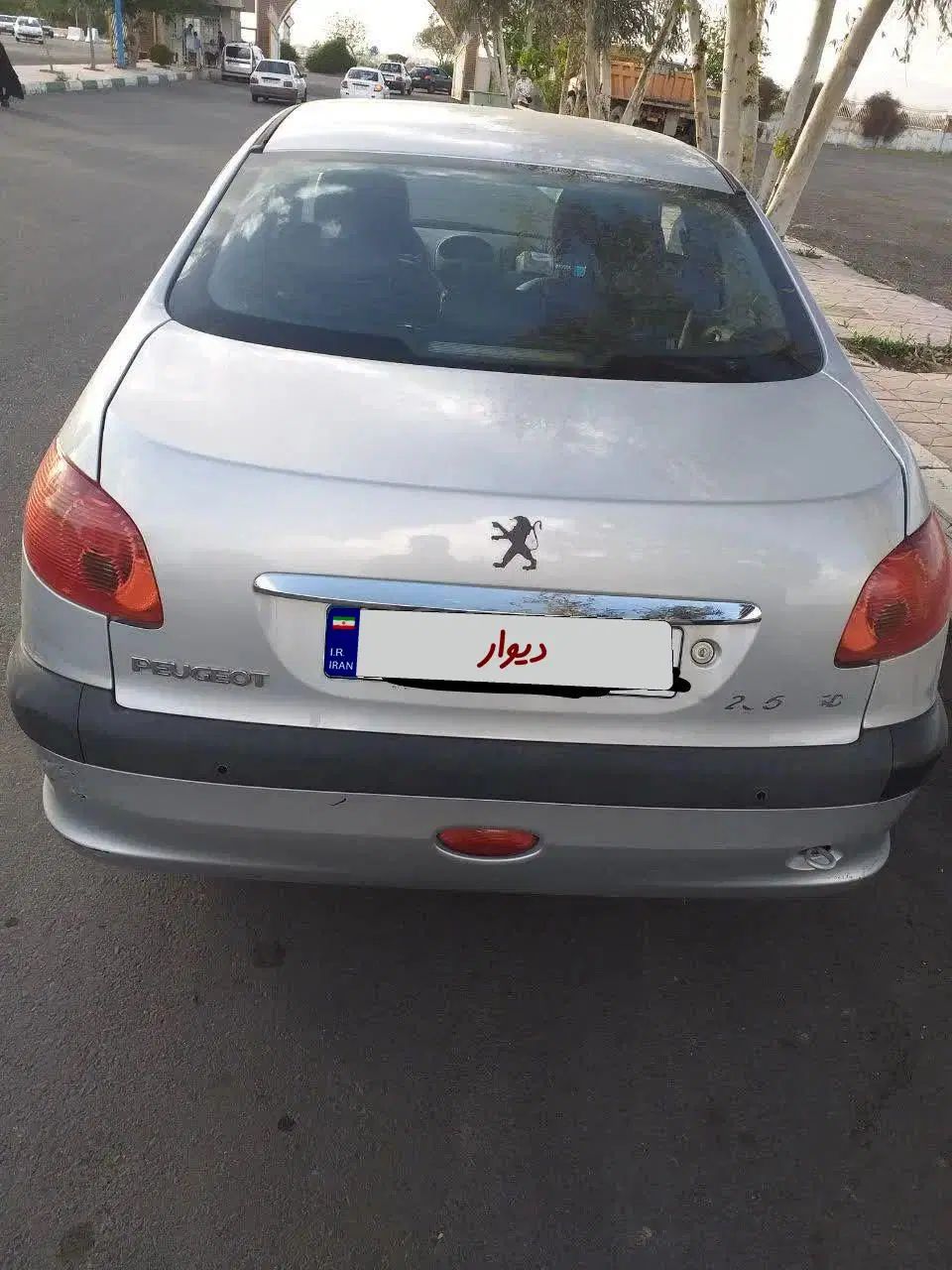 پژو 206 تیپ 5 - 1395