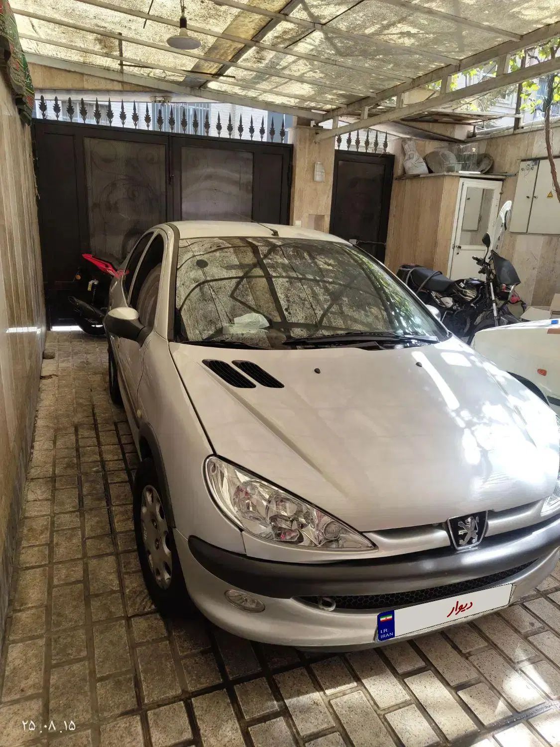 پژو ۲۰۶ صندوق دار v8 - 1393