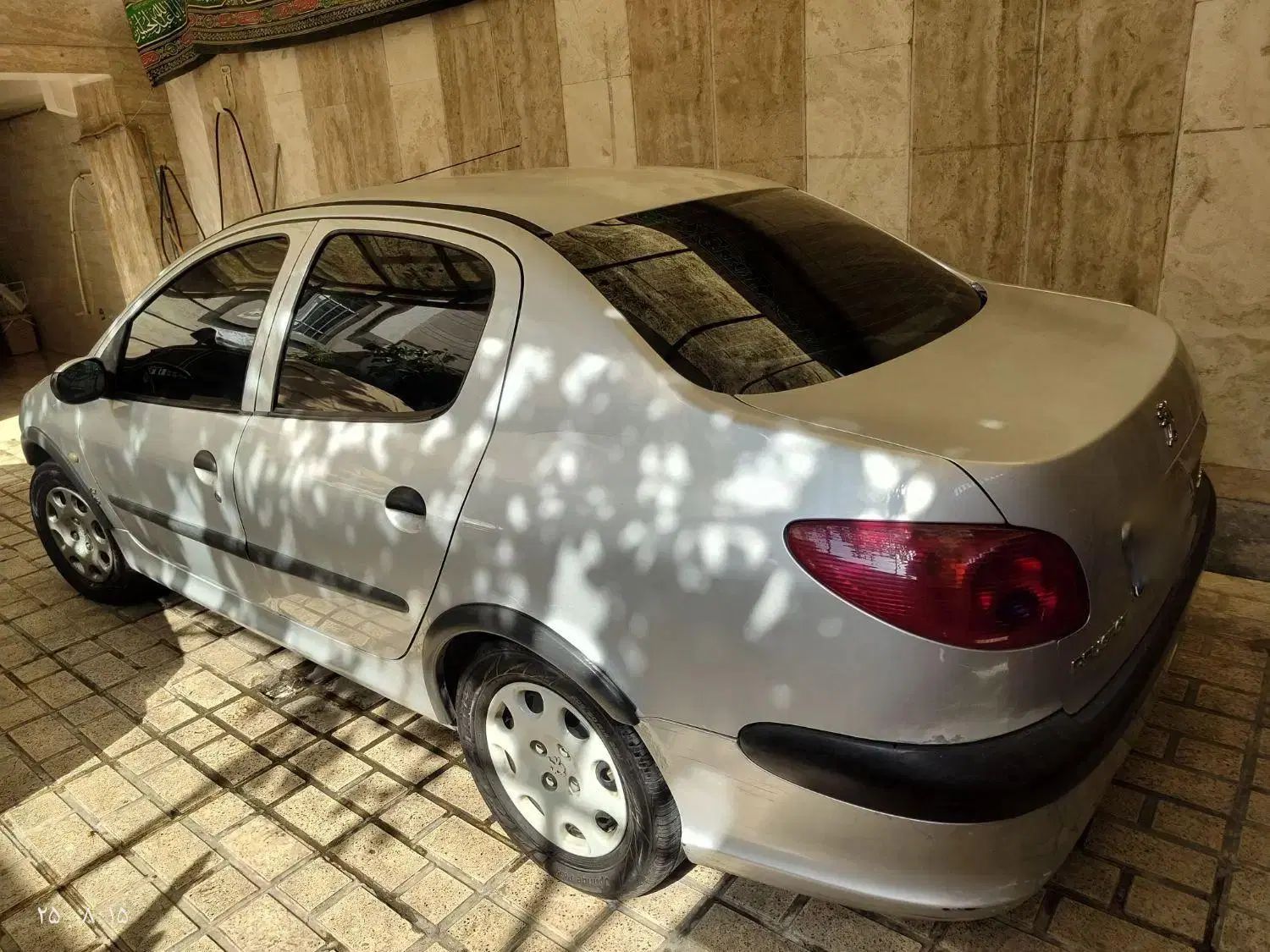 پژو ۲۰۶ صندوق دار v8 - 1393