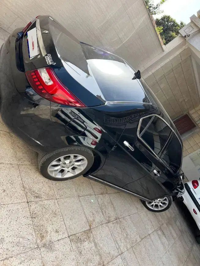 دنا پلاس توربو اتوماتیک - 1402