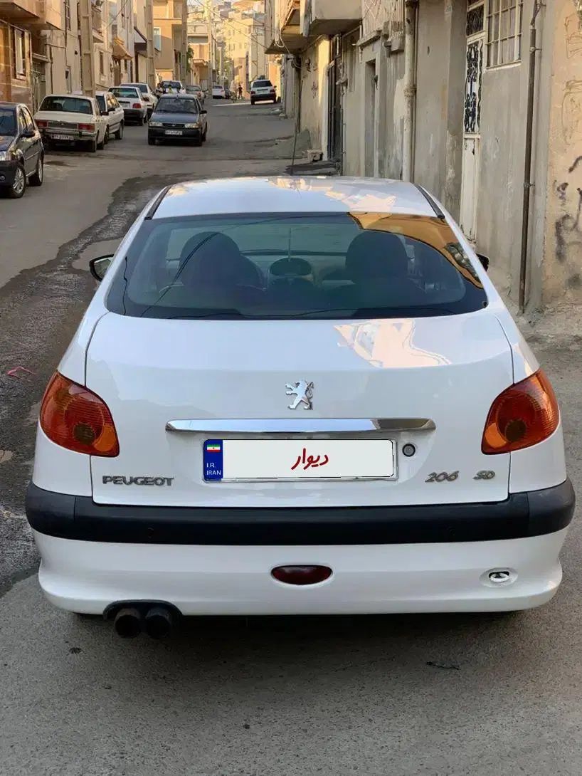 پژو ۲۰۶ صندوق دار v8 - 1393