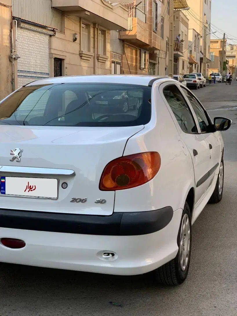 پژو ۲۰۶ صندوق دار v8 - 1393