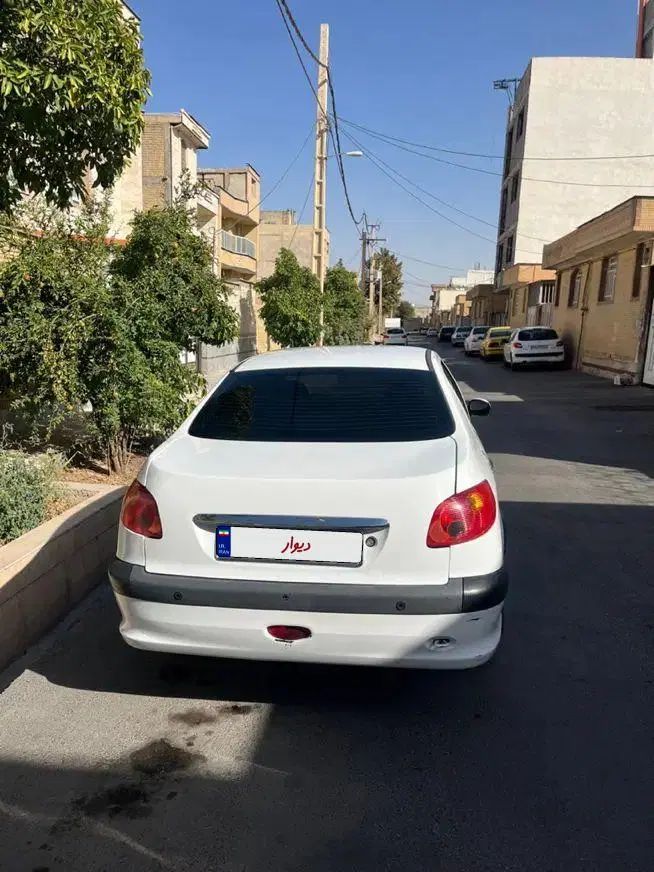 پژو ۲۰۶ صندوق دار v8 - 1394