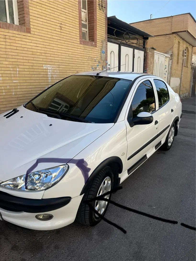 پژو ۲۰۶ صندوق دار v8 - 1394
