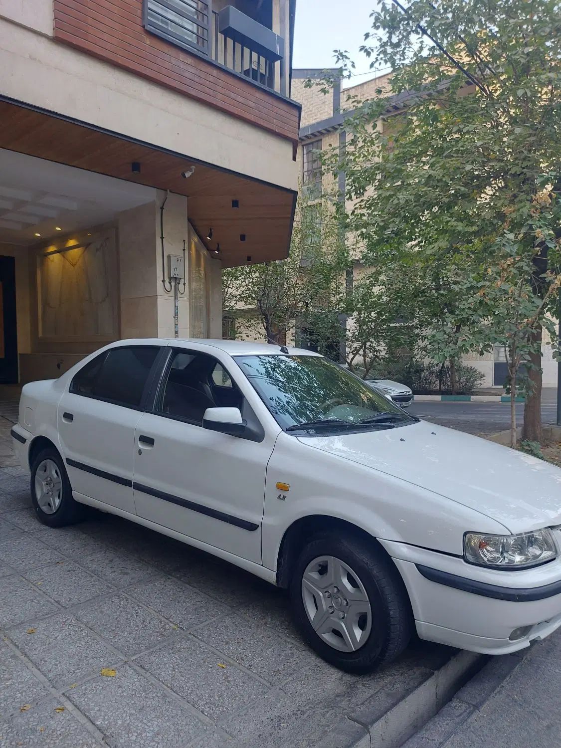 سمند LX XU7 - 1395