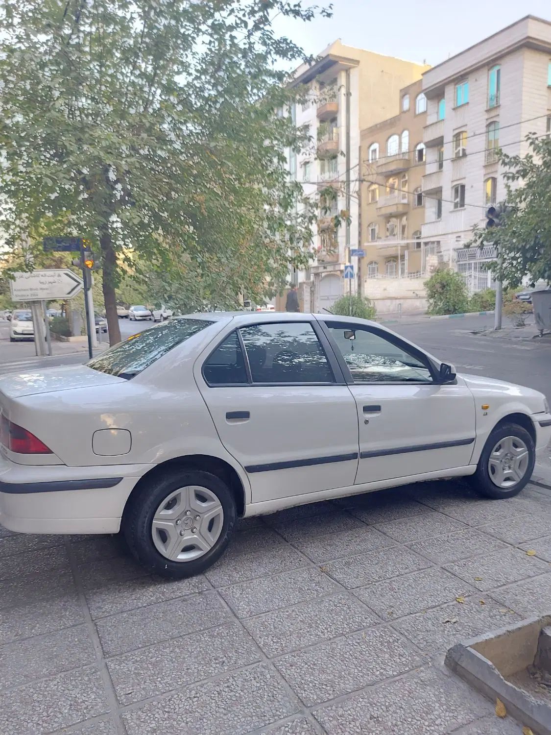 سمند LX XU7 - 1395