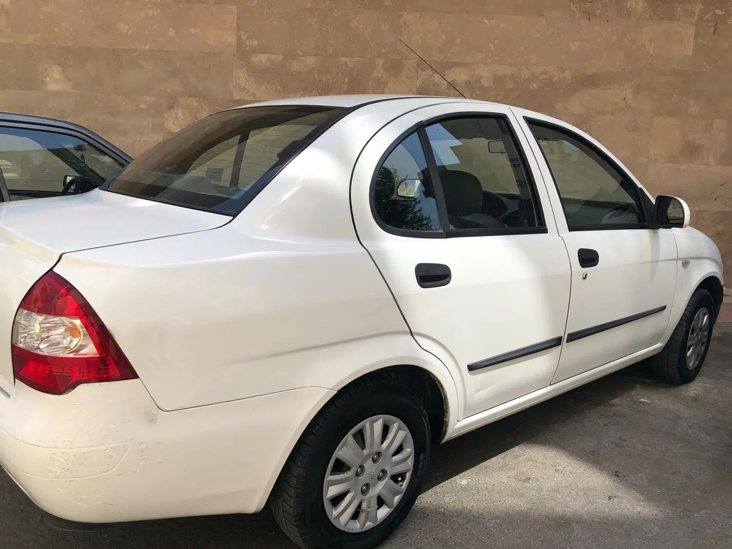 تیبا صندوق دار SX - 1399