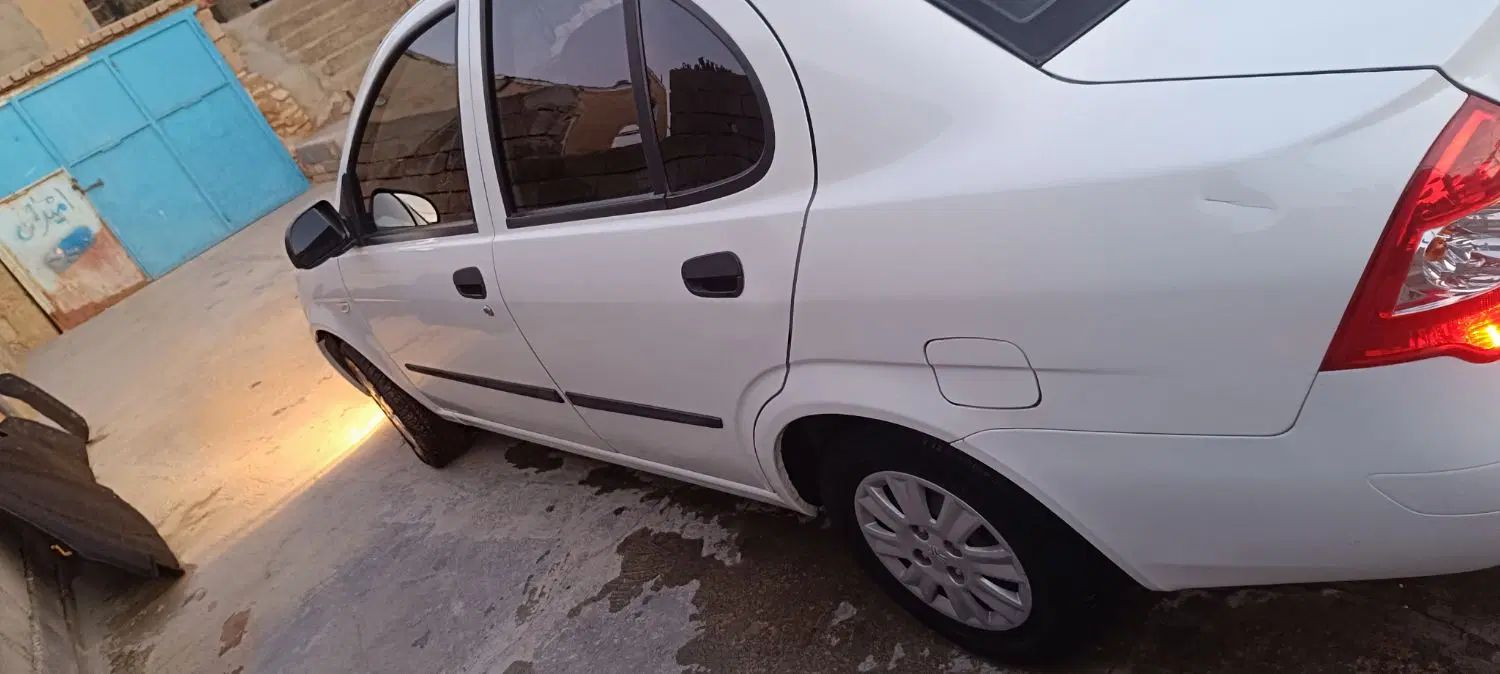 تیبا صندوق دار SX - 1400