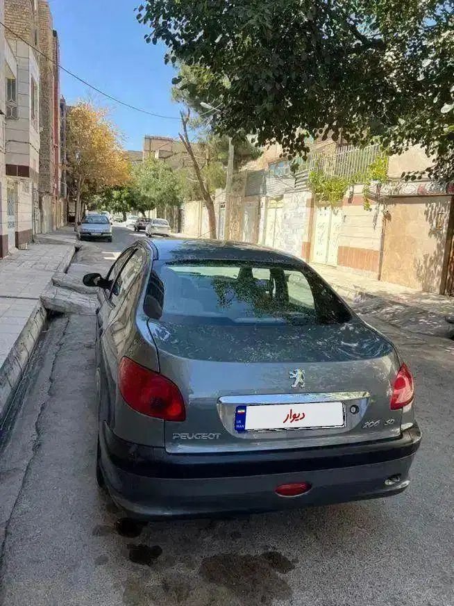 پژو ۲۰۶ صندوق دار v8 - 1399