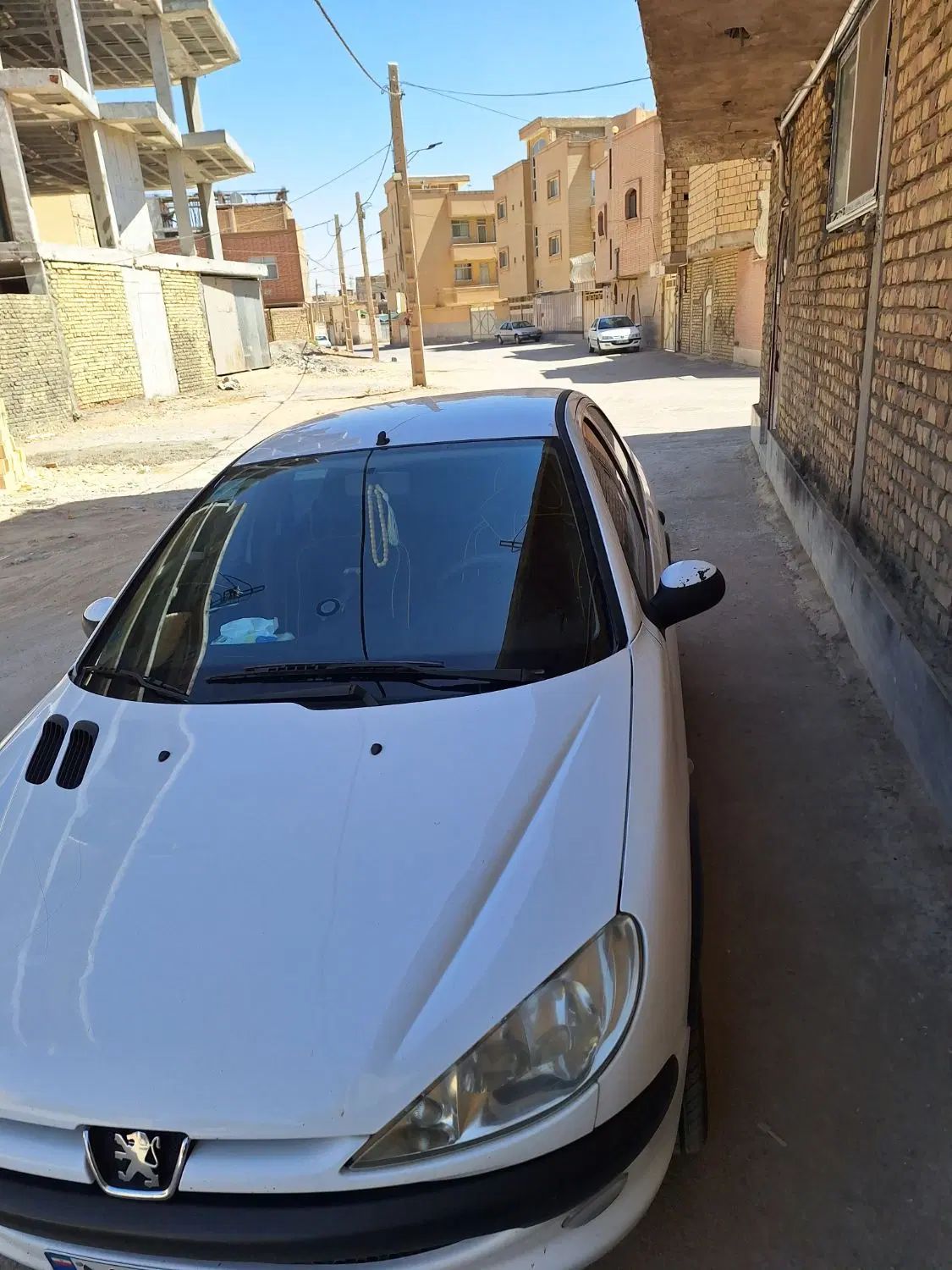 پژو ۲۰۶ صندوق دار v8 - 1394