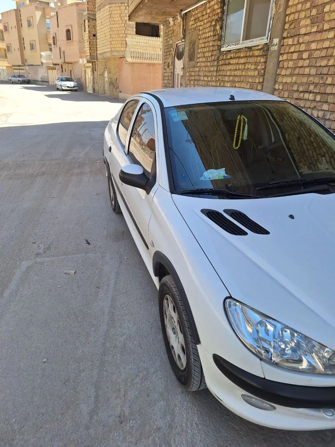 پژو ۲۰۶ صندوق دار v8 - 1394