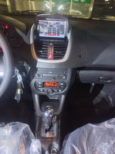 پژو 207 اتوماتیک TU5P - 1404