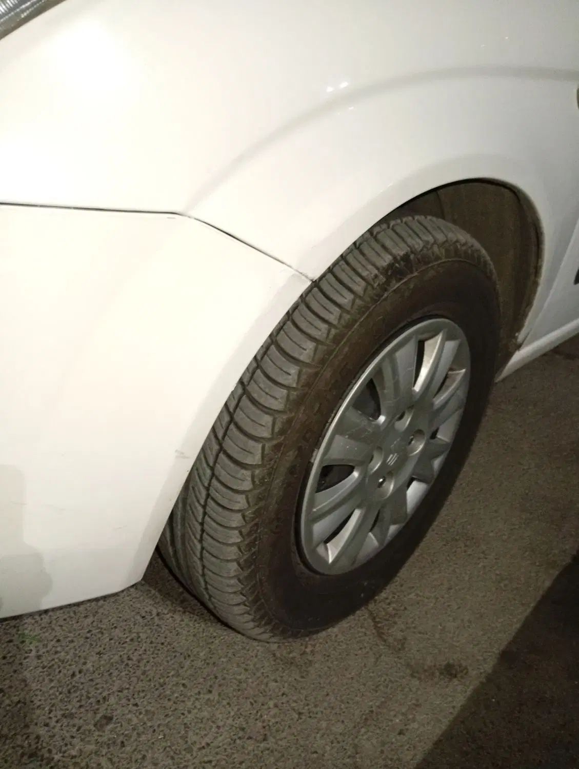 تیبا صندوق دار EX - 1395