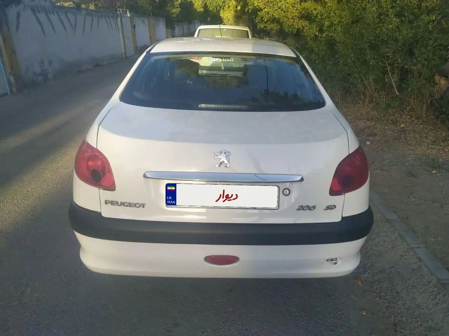 پژو ۲۰۶ صندوق دار v20 - 1388