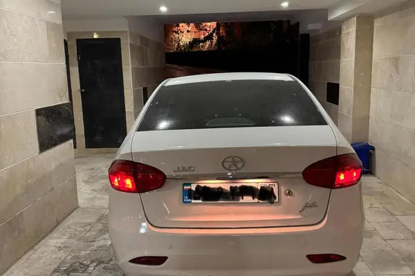 جک J4 اتوماتیک آپشنال - 1402