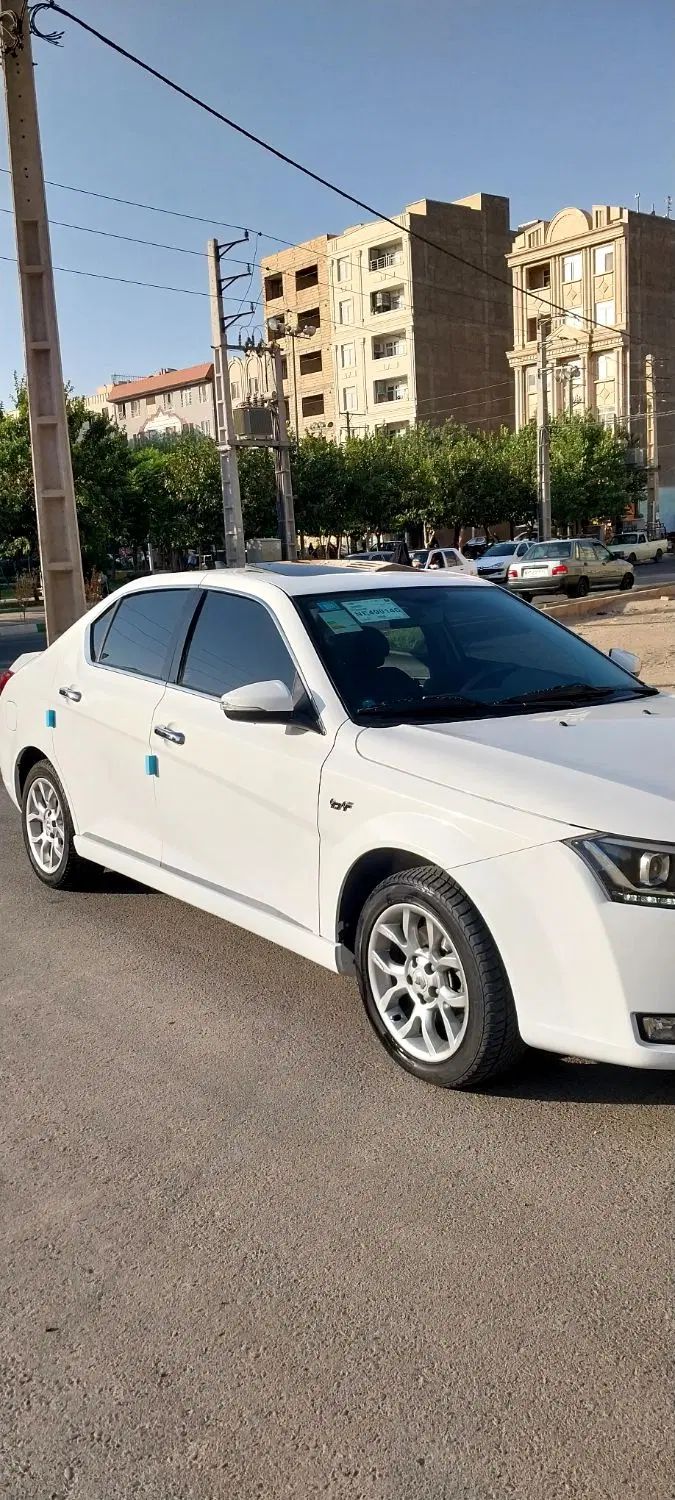دنا پلاس توربو 6 دنده - 1401