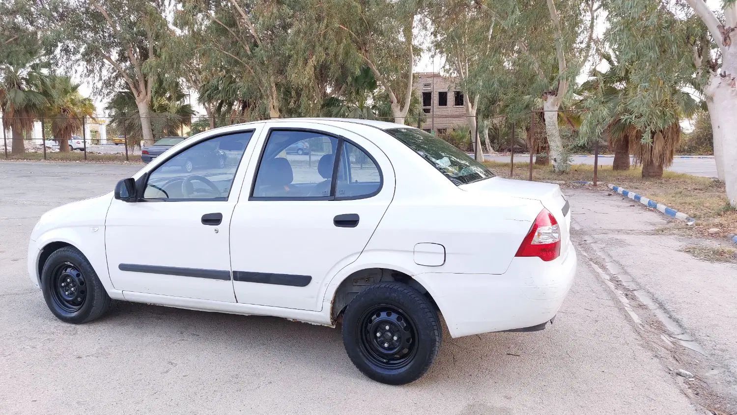 تیبا صندوق دار SX - 1394