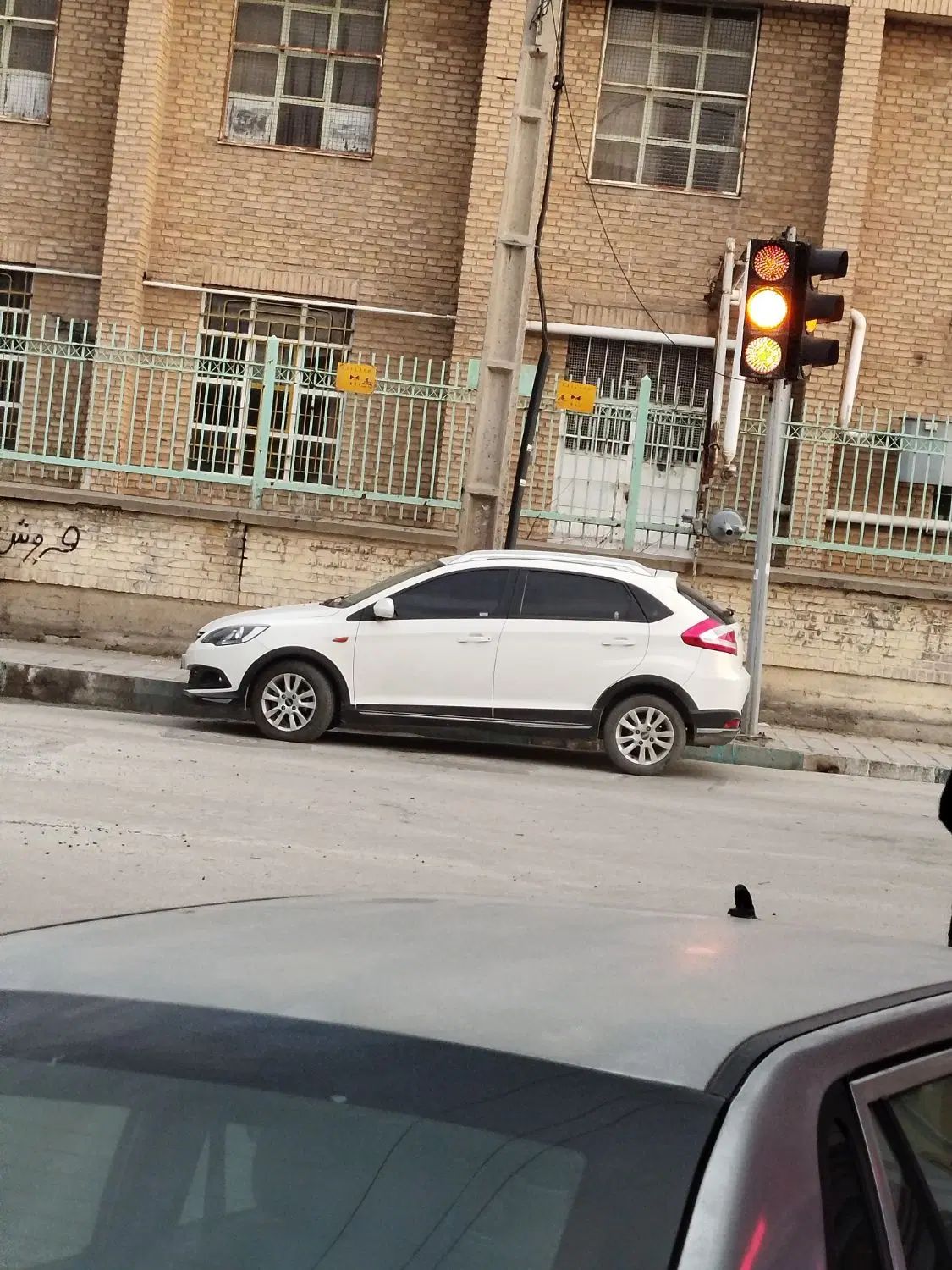 خودرو ام وی ام، 315 هاچ بک آگهی ann_20286627