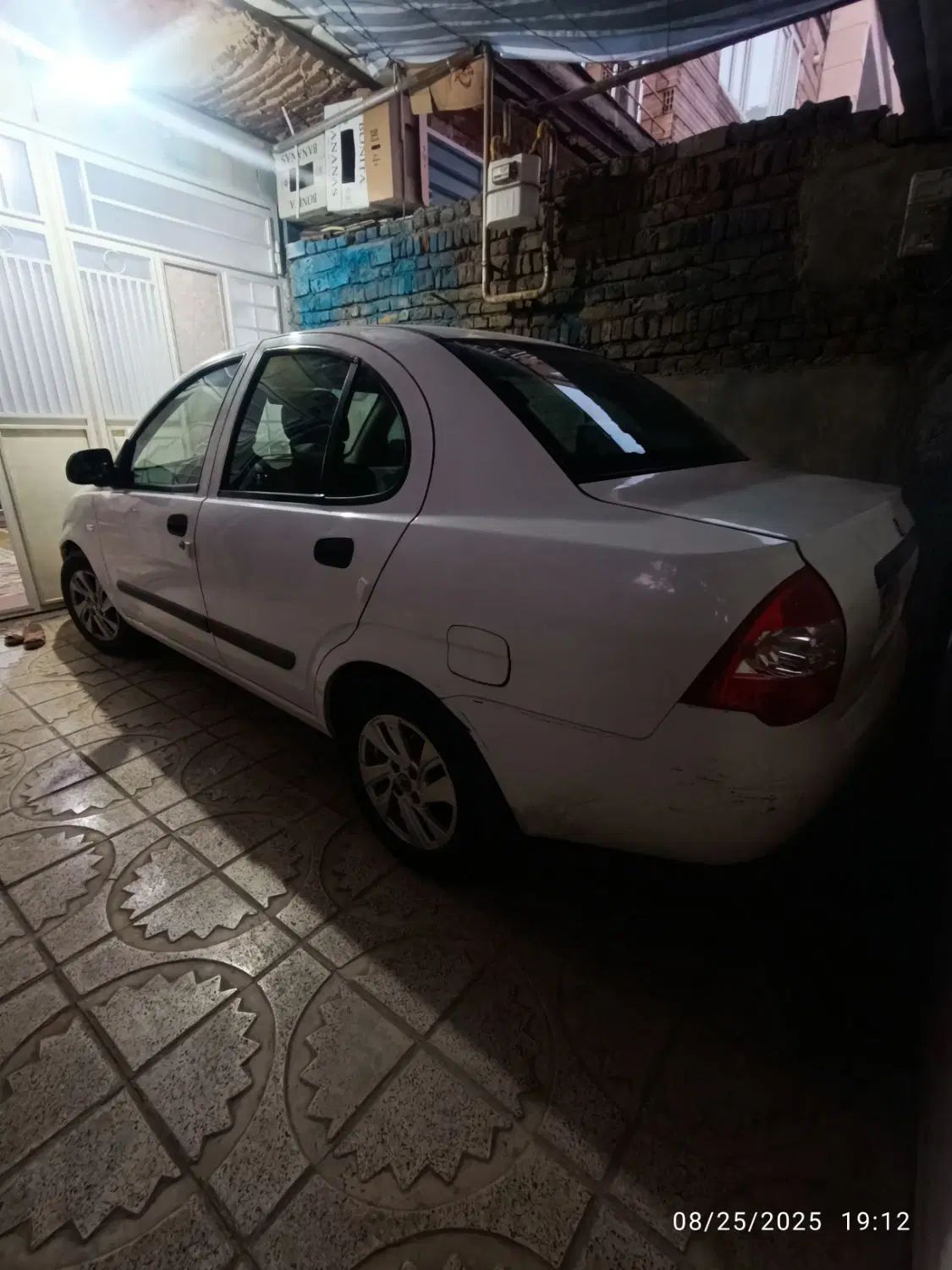 تیبا صندوق دار SX - 1395