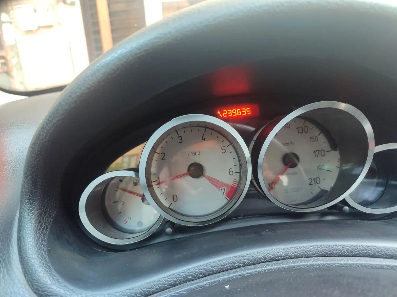 پژو ۲۰۶ صندوق دار v8 - 1390
