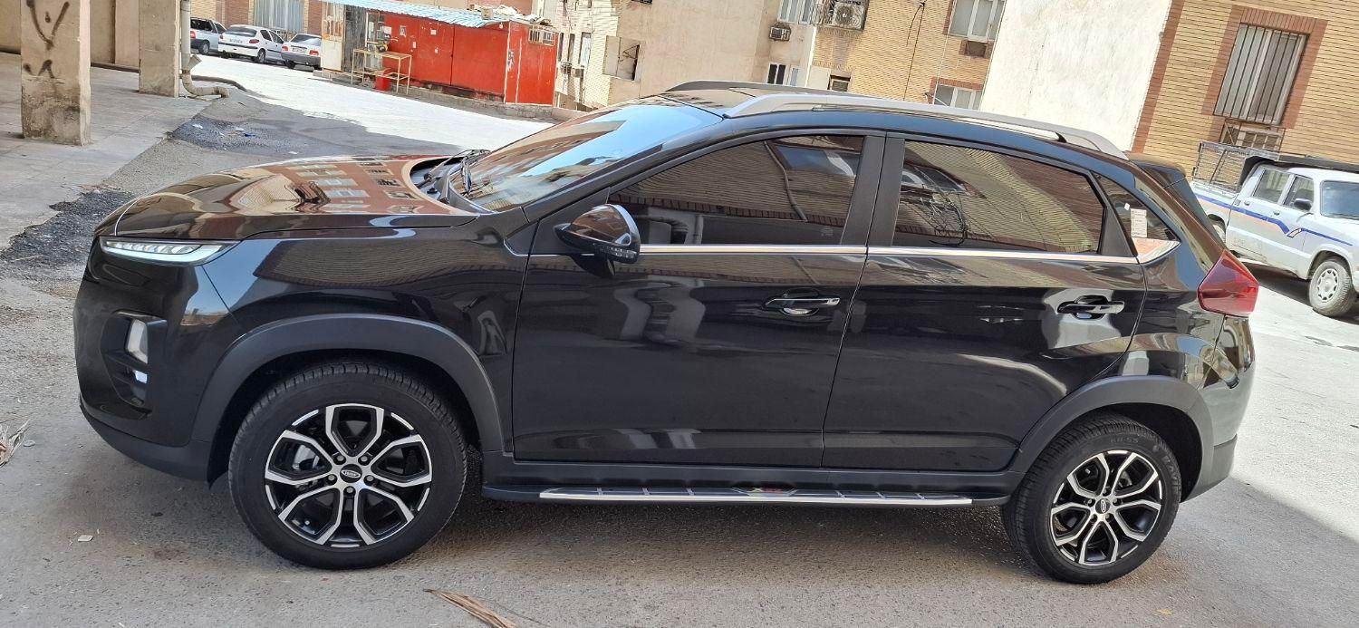 ام وی ام X22 پرو دنده‌ای - 1402