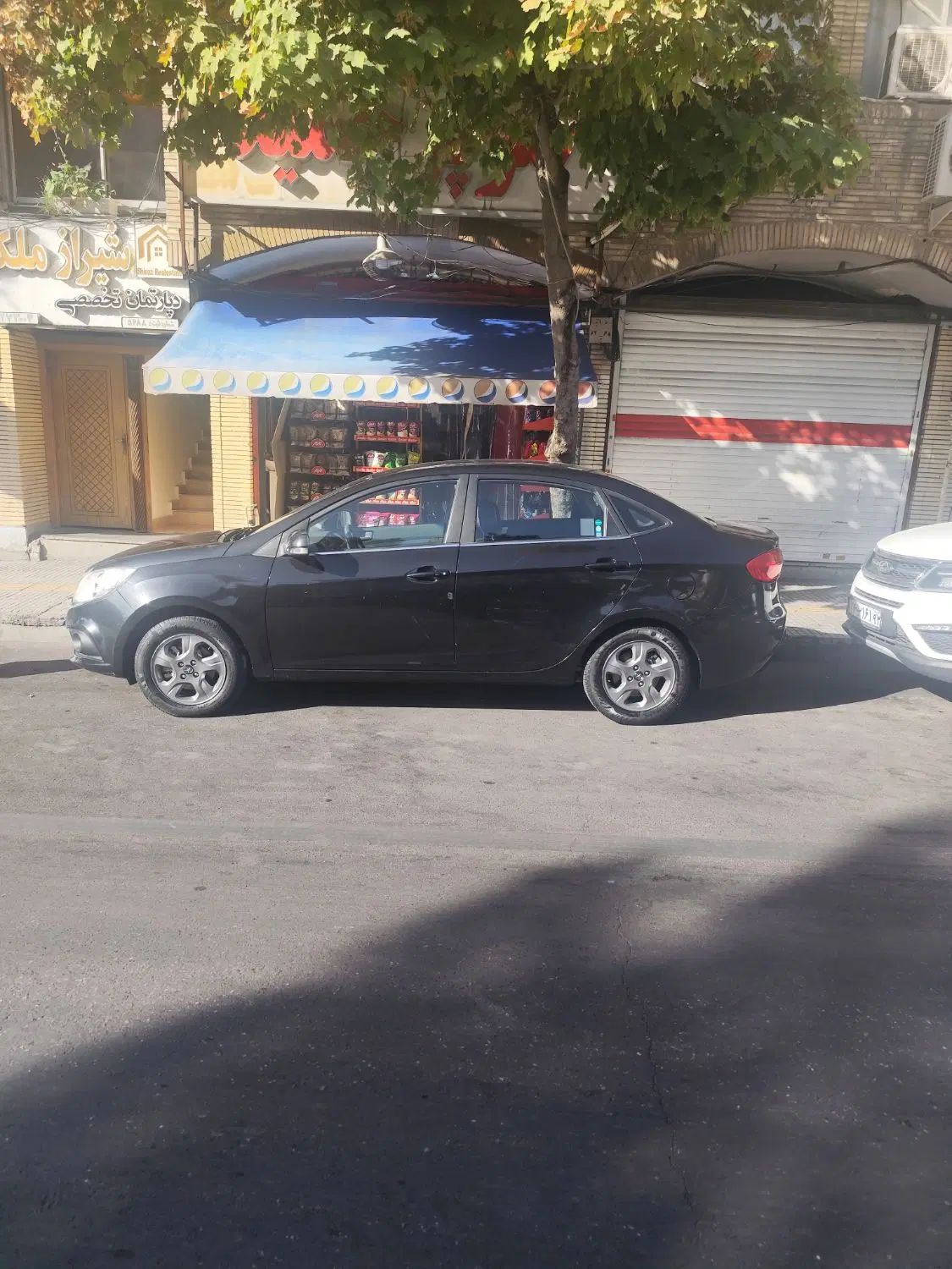 جک J4 اتوماتیک ساده - 1401
