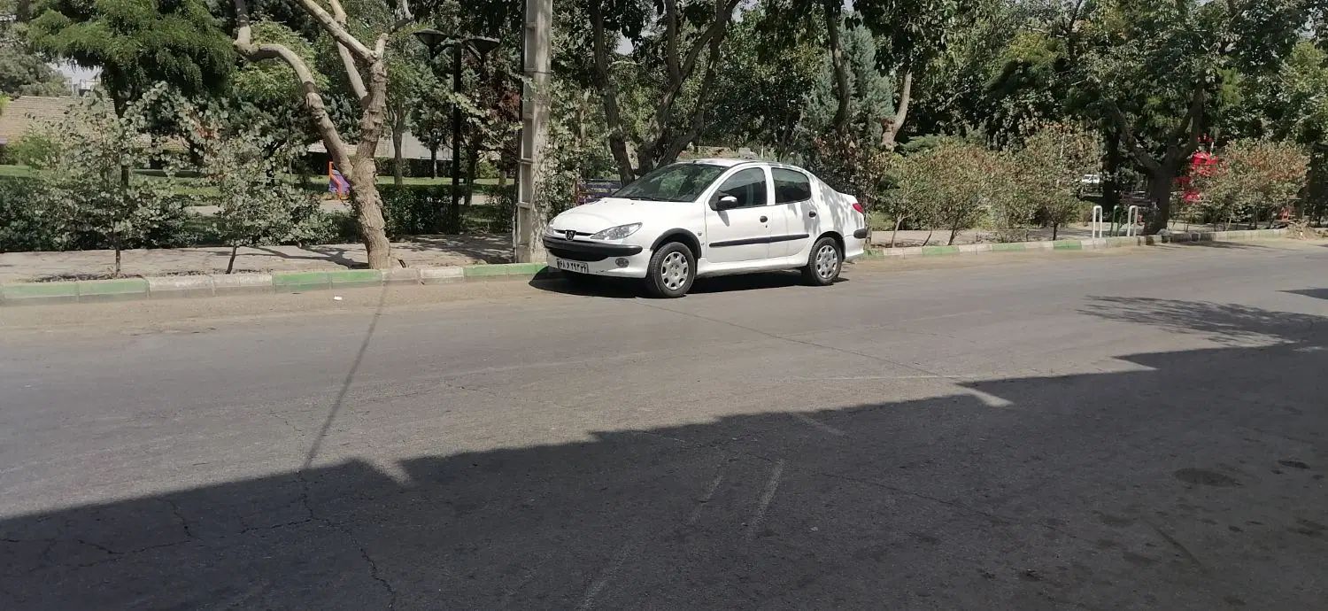 پژو ۲۰۶ صندوق دار v8 - 1391