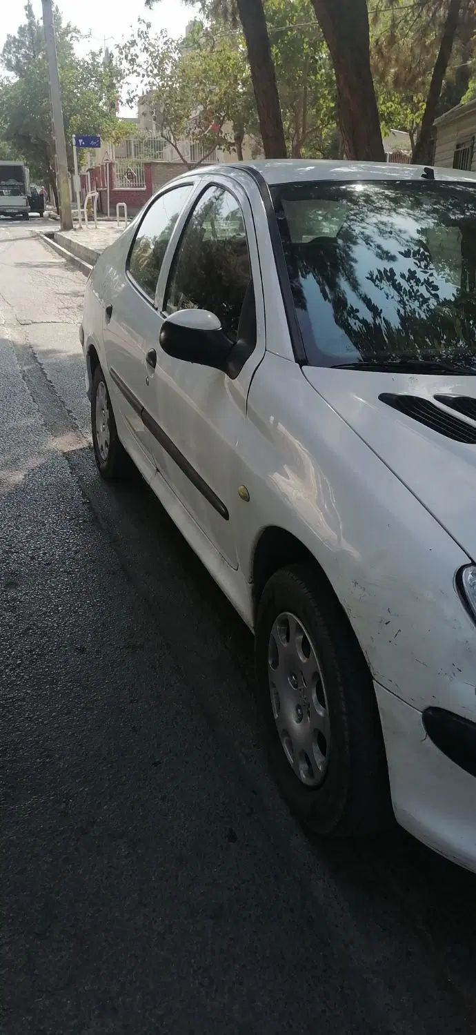 پژو ۲۰۶ صندوق دار v8 - 1391