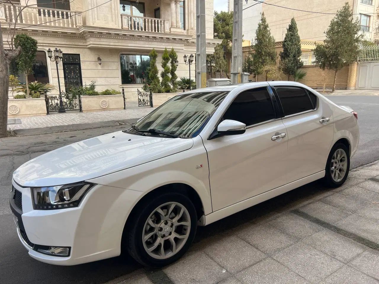دنا پلاس توربو اتوماتیک - 1402