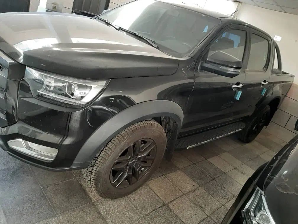 خودرو کی ام سی، T8 آگهی ann_20287644