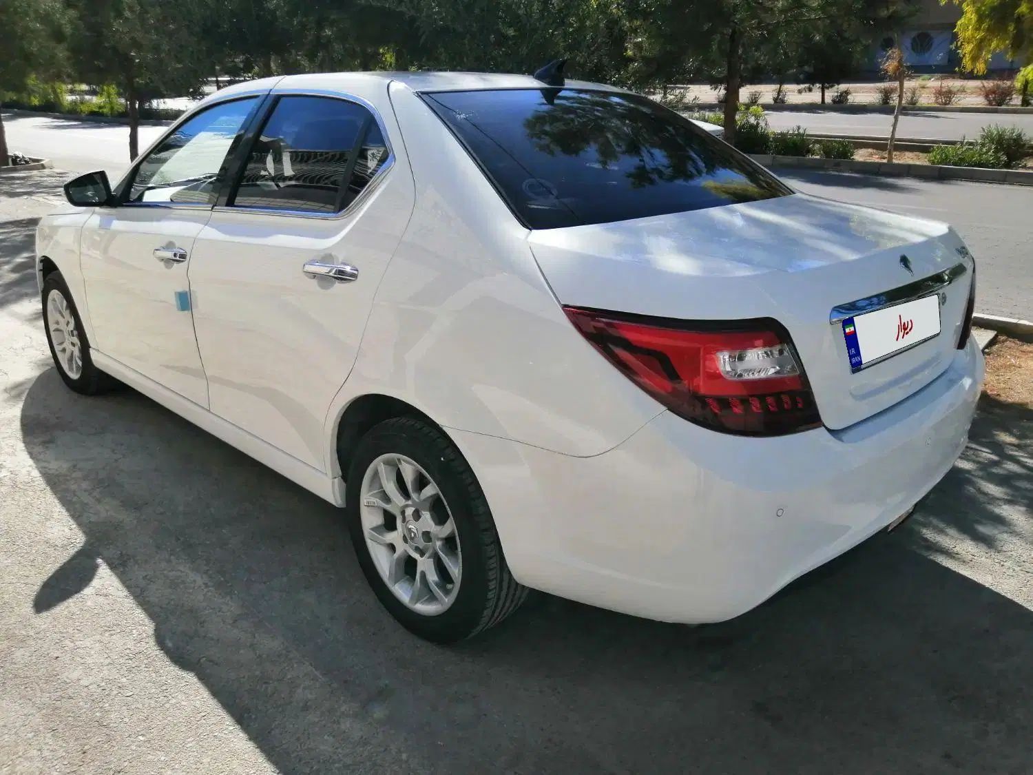 دنا پلاس توربو 6 دنده - 1403